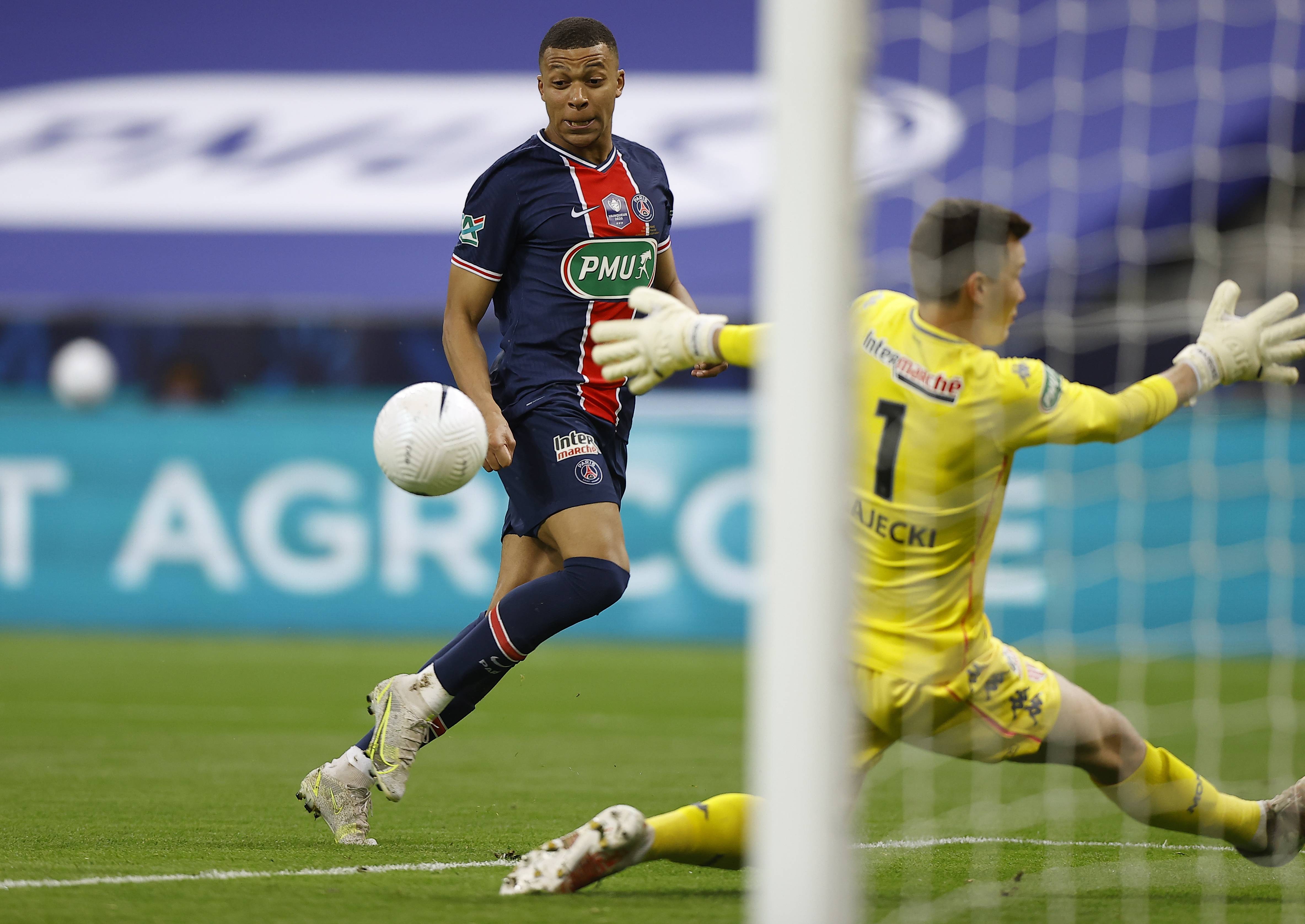 今晚体能课后，丹佛掘金状态回暖备战法国杯，媒体盛赞，球队文化再被提及(佛说眼光经)-超凡登录入口